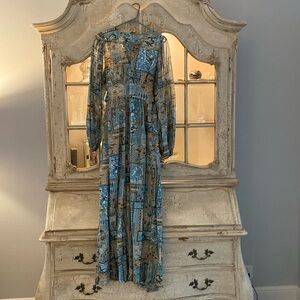 Vintage 1970 Balloon Sleeve dress .